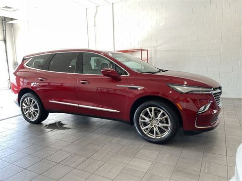 Used 2024 Buick Enclave Premium image 6