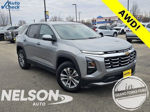 Used 2025 Chevrolet Equinox LT image 1