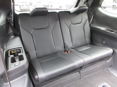 Used 2026 Lexus TX 350 AWD w/ Technology Package image 19