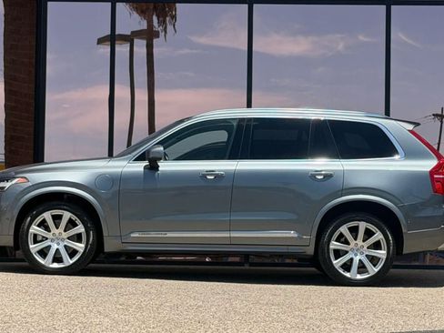 Used 2017 Volvo XC90 T8 Inscription w/ Luxury Package AWD/4WD image 4
