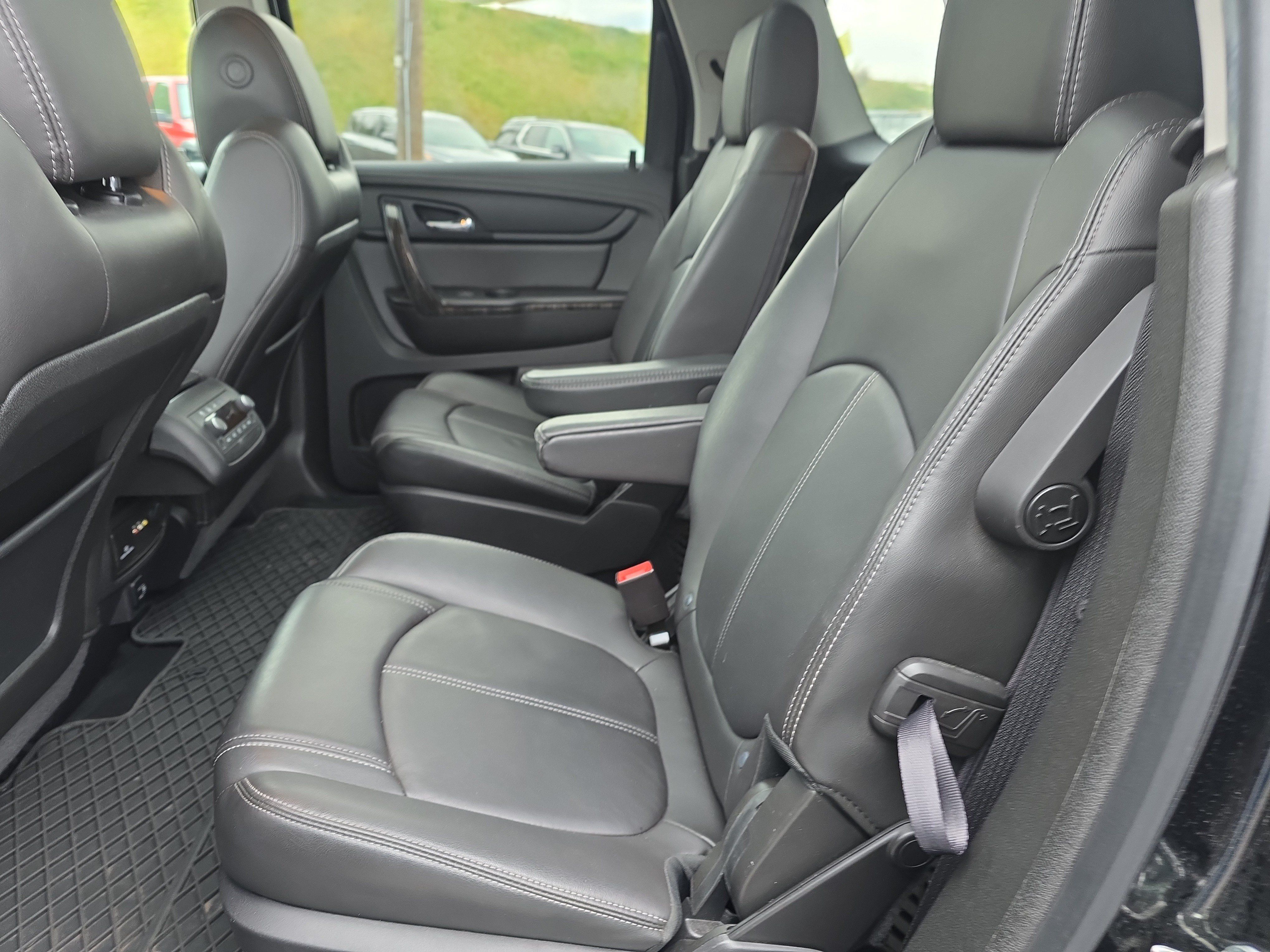 Used 2017 GMC Acadia Limited SLT AWD/4WD image 13