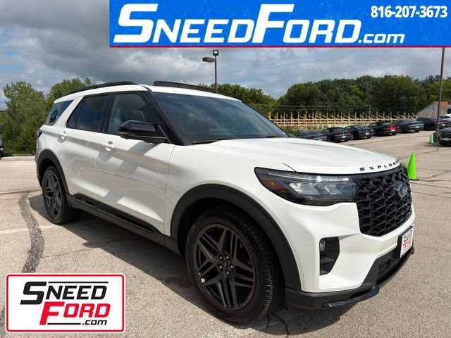 Used 2025 Ford Explorer ST w/ Sun And Sound Package AWD/4WD image 1