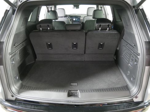 Used 2024 GMC Acadia Denali w/ LPO, Floor Liner Package image 18