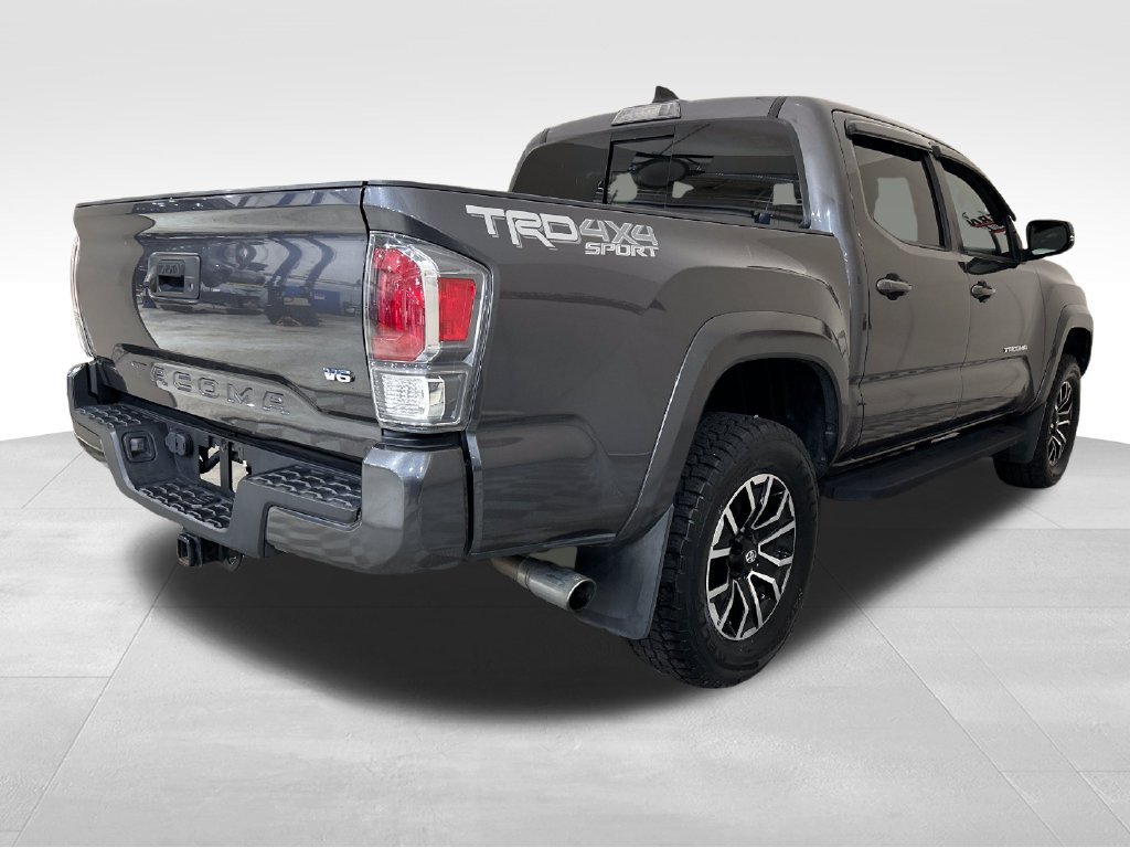 Used 2022 Toyota Tacoma TRD Sport AWD/4WD image 6