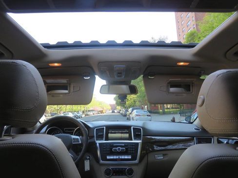 Used 2014 Mercedes-Benz ML 350 4MATIC image 13