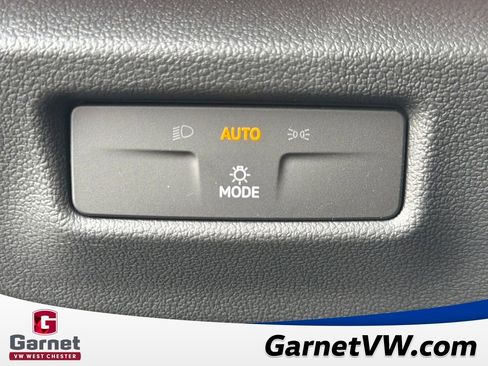 New 2026 Volkswagen Tiguan SE image 27