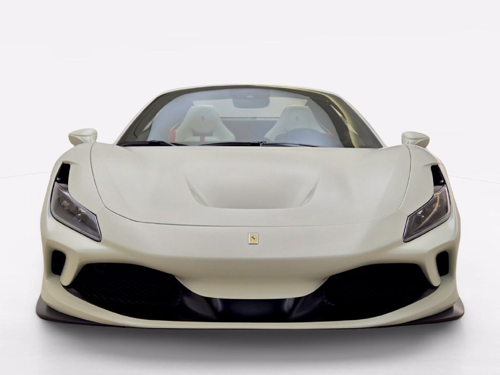 Used 2022 Ferrari F8 Tributo RWD image 2