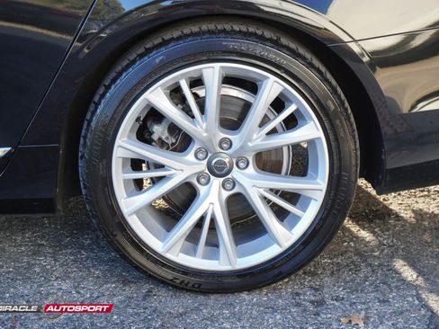 Used 2017 Volvo S90 T6 Inscription w/ Vision Package image 12