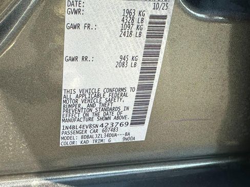 New 2025 Nissan Altima 2.5 SL image 16