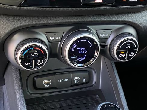 New 2026 Hyundai Venue SEL FWD image 18