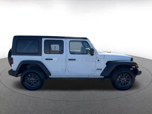 Used 2025 Jeep Wrangler Sport S image 12