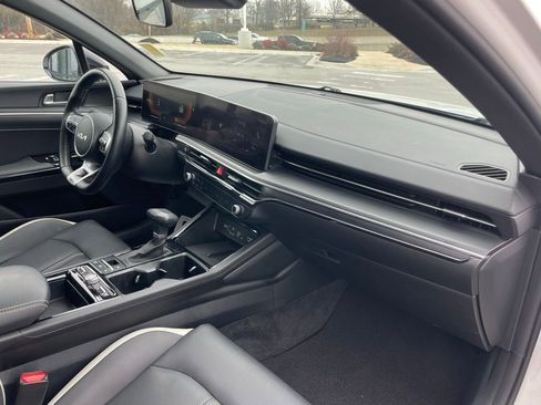 Certified 2025 Kia K5 GT-Line image 30