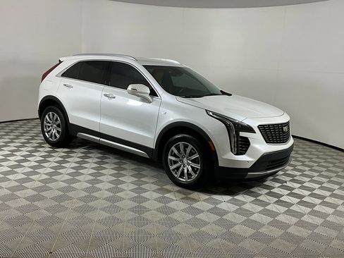 Used 2023 Cadillac XT4 Premium Luxury image 6