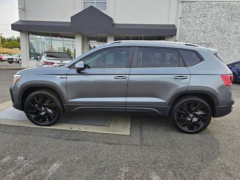 Used 2024 Volkswagen Taos SEL AWD/4WD image 8