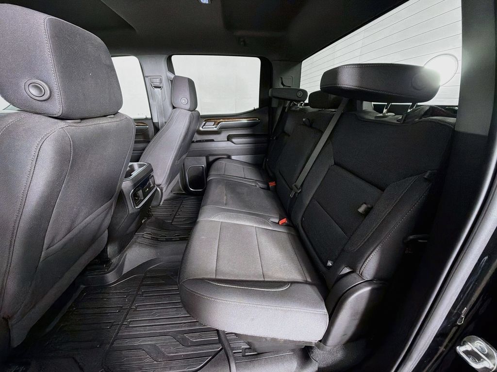 Used 2024 GMC Sierra 1500 Elevation w/ LPO, Elevation Black Package AWD/4WD image 23