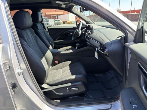 Certified 2025 Acura ADX A-Spec AWD/4WD image 15