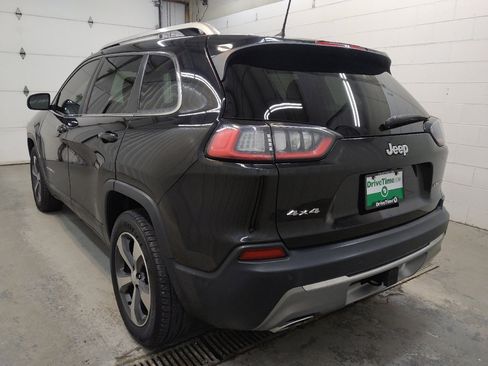 Used 2019 Jeep Cherokee Limited w/ Luxury Group image 5