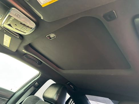 Used 2020 Dodge Charger Scat Pack RWD image 17