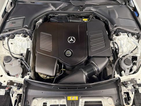 Used 2024 Mercedes-Benz C 300 Sedan image 11