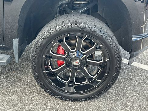 Used 2020 Chevrolet Silverado 1500 RST AWD/4WD image 12