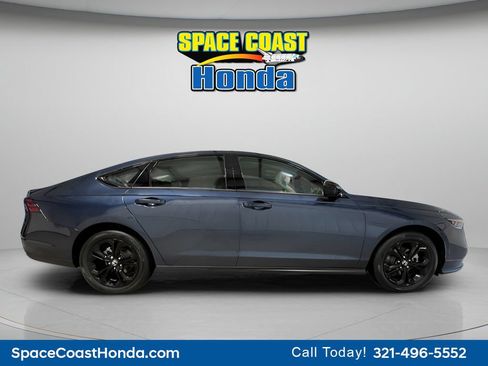 Used 2025 Honda Accord SE image 8