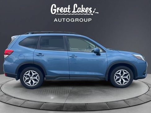 Certified 2023 Subaru Forester Premium AWD/4WD image 6