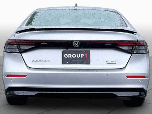 Used 2025 Honda Accord Touring image 4