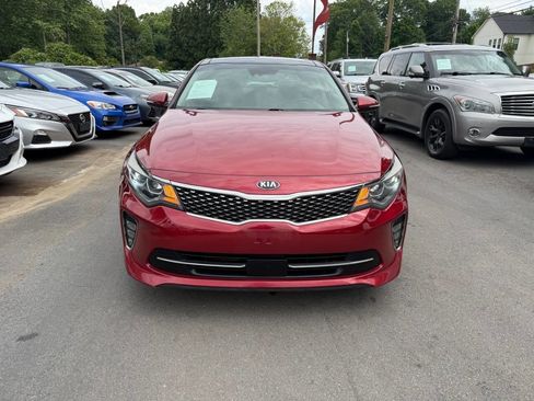 Used 2018 Kia Optima SX w/ Technology Package FWD image 2