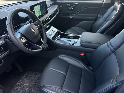 New 2025 Lincoln Aviator 2WD w/ Equipment Group 101A image 9