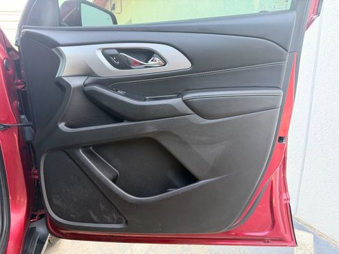Used 2019 Chevrolet Traverse LT w/ LPO, Floor Liner Package AWD/4WD image 26