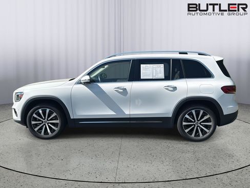 Used 2023 Mercedes-Benz GLB 250 image 8