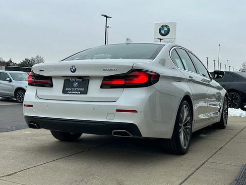 Certified 2022 BMW 530i xDrive w/ Premium Package image 9