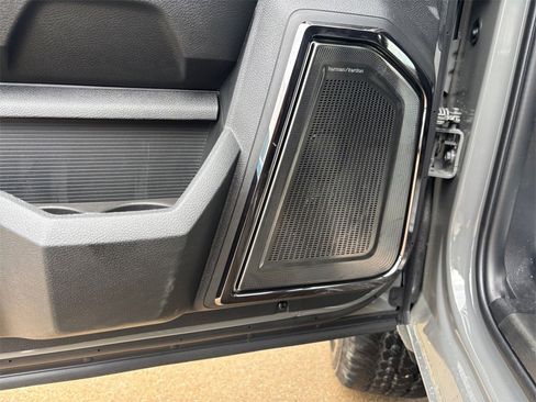 New 2025 RAM 2500 Limited image 24