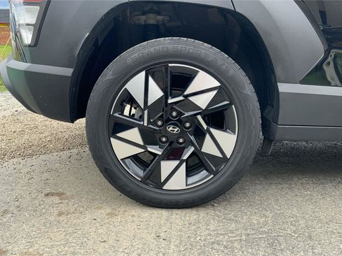 Used 2024 Hyundai Kona SEL AWD/4WD image 28