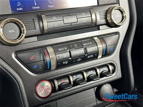 Used 2021 Ford Mustang Shelby GT500 w/ Technology Package image 27