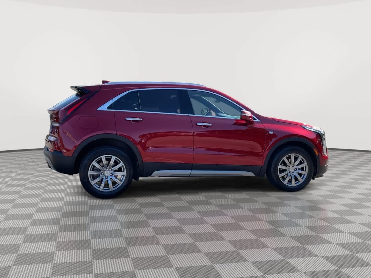 Certified 2023 Cadillac XT4 Premium Luxury w/ Cold Weather Package AWD/4WD image 9