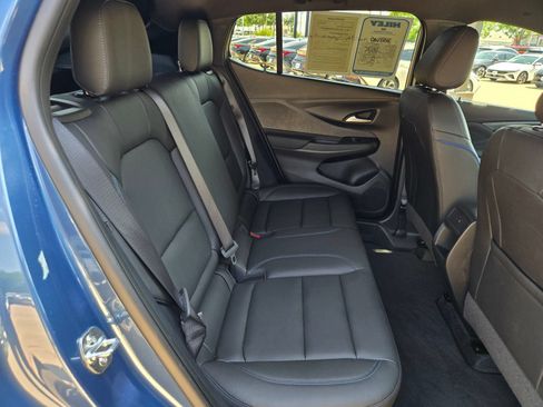 Used 2025 Buick Envista Sport Touring w/ Convenience I Package FWD image 27