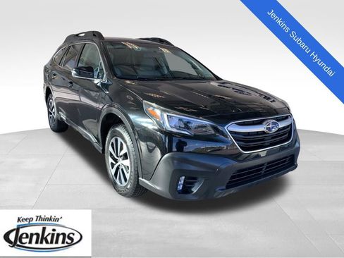 Used 2020 Subaru Outback Premium AWD/4WD image 1