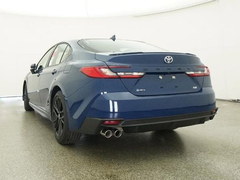New 2026 Toyota Camry SE image 15