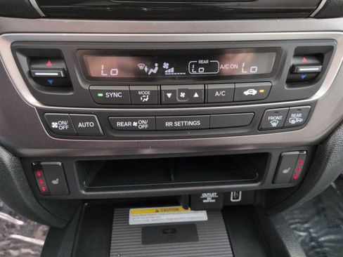 Used 2023 Honda Passport EX-L image 17