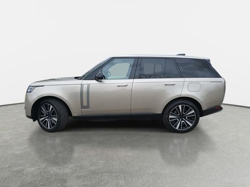 New 2026 Land Rover Range Rover SE image 8