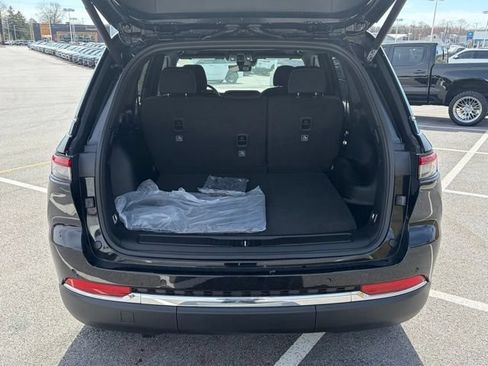 New 2026 Jeep Grand Cherokee Laredo X AWD/4WD image 7