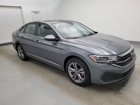 Used 2022 Volkswagen Jetta SE FWD image 11