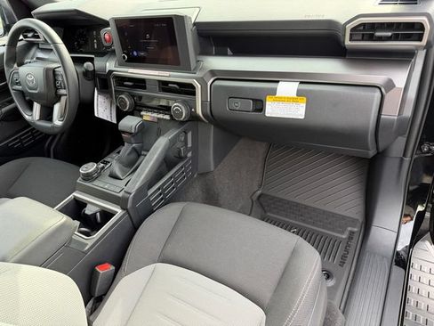 Certified 2025 Toyota 4Runner TRD Off-Road AWD/4WD image 19