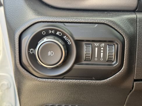 Used 2021 Jeep Wrangler Unlimited Sport AWD/4WD image 20