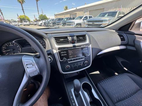 Used 2016 Nissan Altima 2.5 S w/ Power Driver Seat Package FWD image 25