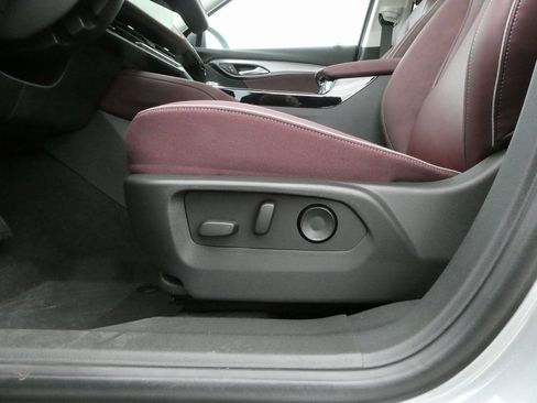 New 2025 Buick Envision Sport Touring image 9