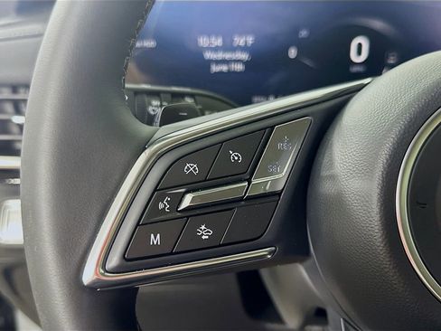 Used 2025 Buick Envision Preferred AWD/4WD image 23