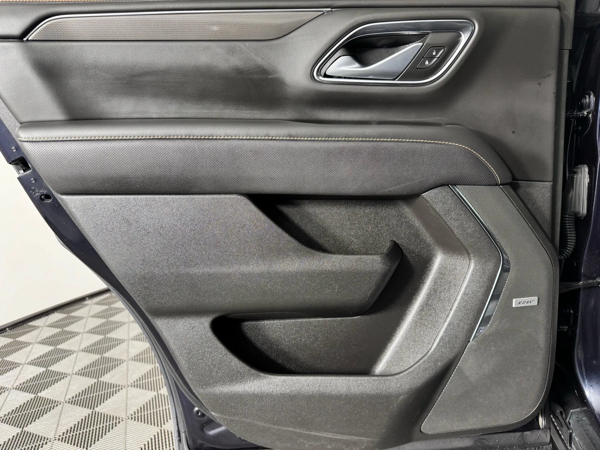 Used 2022 GMC Yukon AT4 AWD/4WD image 48
