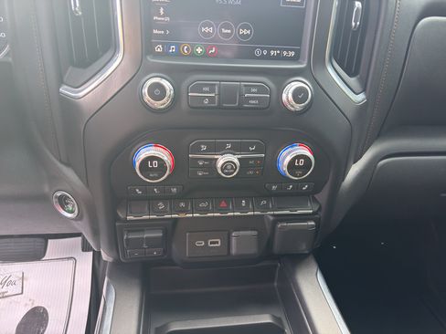 Used 2021 GMC Sierra 1500 AT4 AWD/4WD image 13